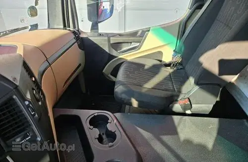 MERCEDES-BENZ Actros 