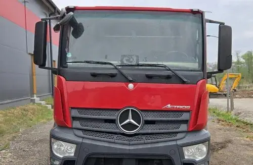 MERCEDES-BENZ Actros 