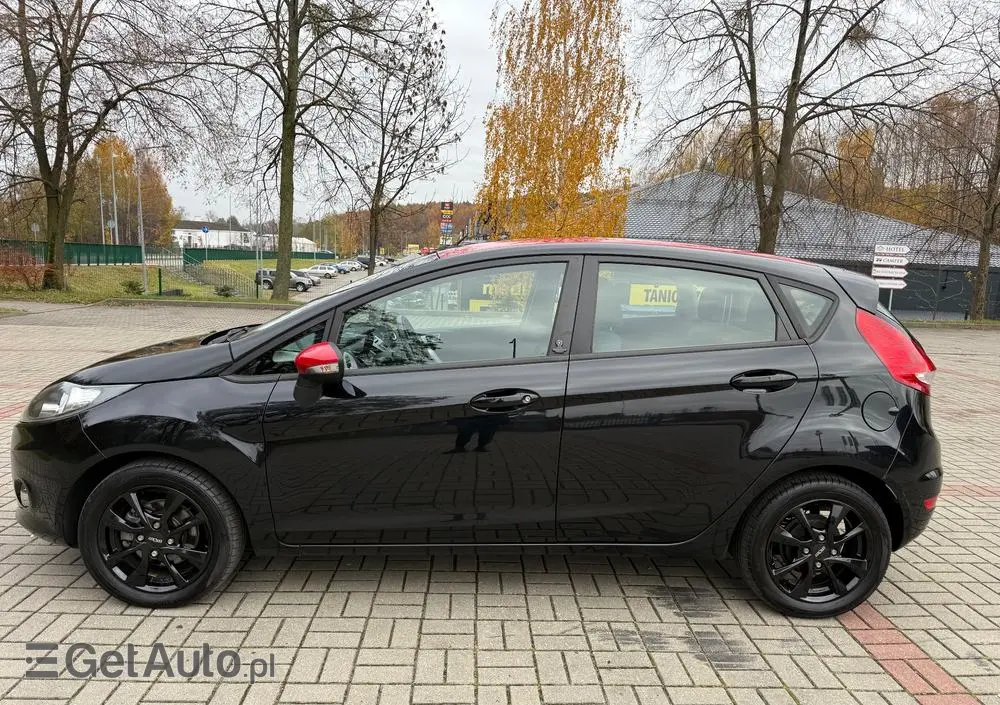 FORD Fiesta 1.25 Champions Edition