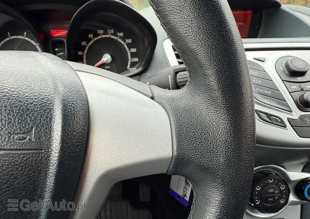 FORD Fiesta 1.25 Champions Edition