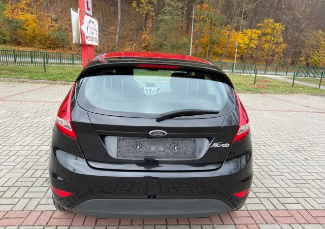 FORD Fiesta 1.25 Champions Edition