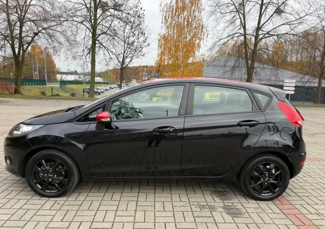 FORD Fiesta 1.25 Champions Edition