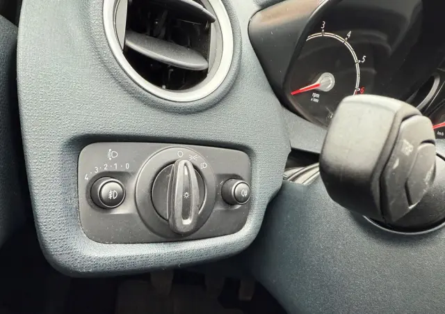 FORD Fiesta 1.25 Champions Edition