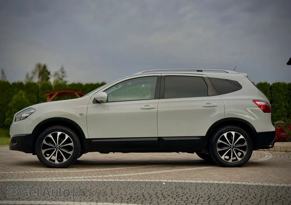 NISSAN Qashqai+2 2.0 Visia