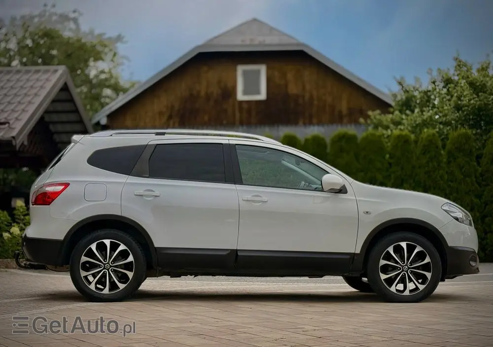 NISSAN Qashqai+2 2.0 Visia