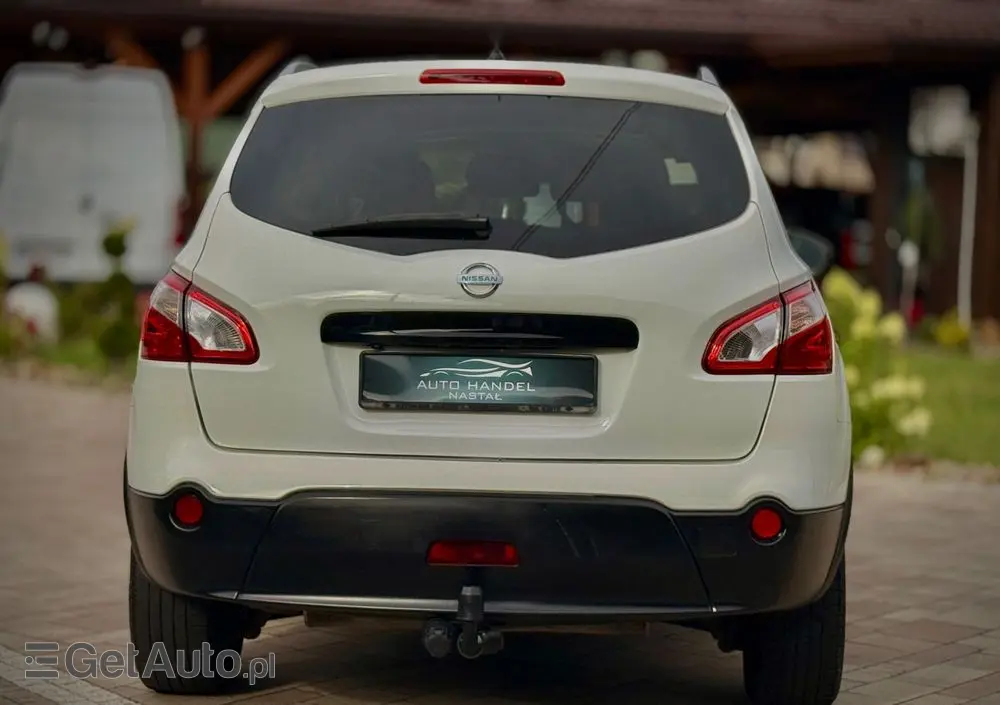 NISSAN Qashqai+2 2.0 Visia