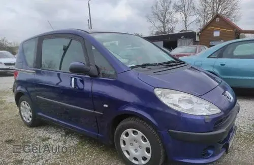 PEUGEOT 1007 