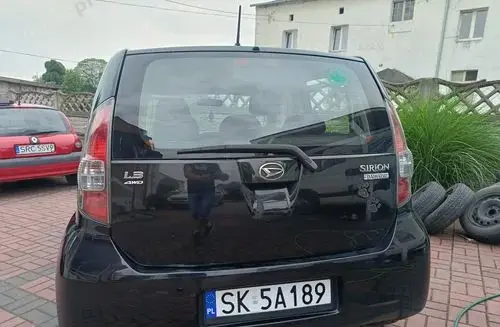 DAIHATSU Sirion 