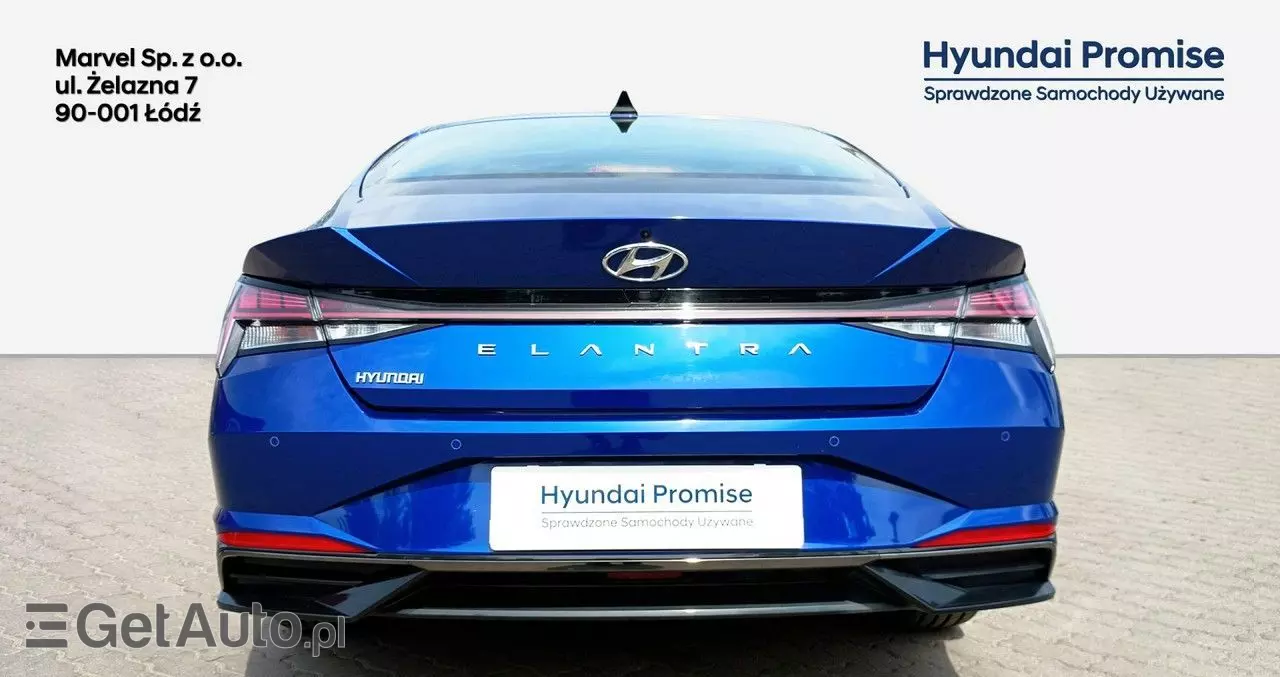 HYUNDAI Elantra 