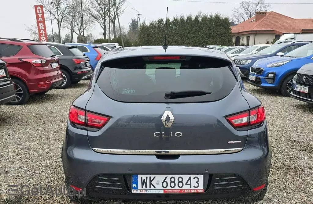 RENAULT Clio 