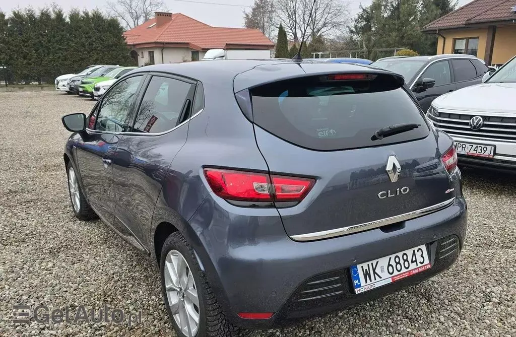 RENAULT Clio 