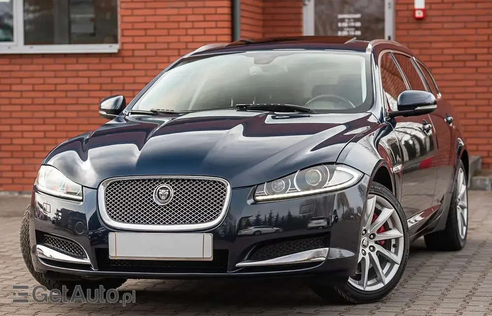 JAGUAR XF 2.2 D Luxury