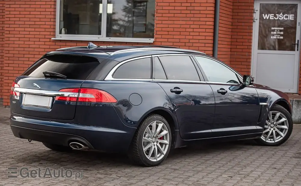 JAGUAR XF 2.2 D Luxury