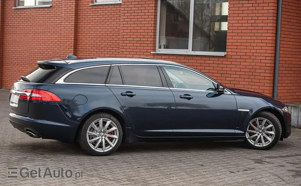 JAGUAR XF 2.2 D Luxury