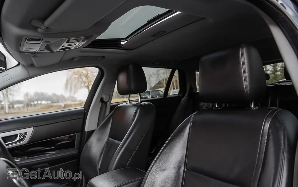 JAGUAR XF 2.2 D Luxury