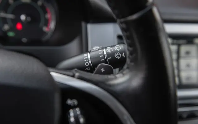 JAGUAR XF 2.2 D Luxury