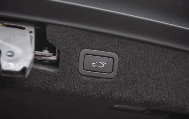 JAGUAR XF 2.2 D Luxury