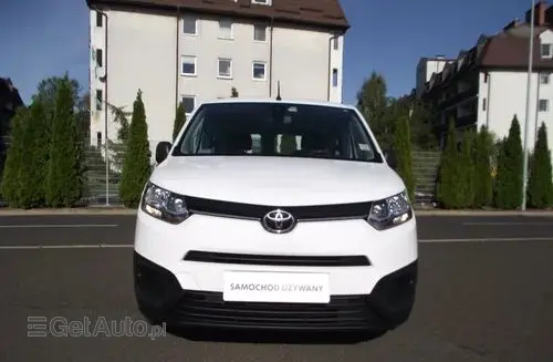 TOYOTA PROACE CITY VERSO 