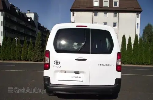 TOYOTA PROACE CITY VERSO 