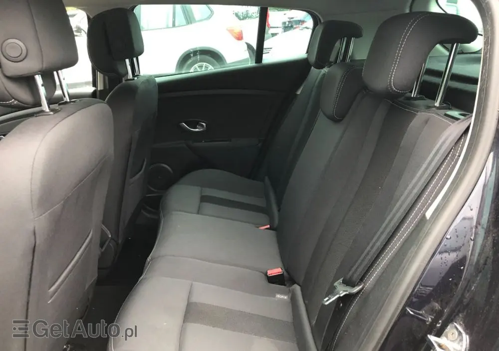 RENAULT Megane 1.6 16V 110 Dynamique