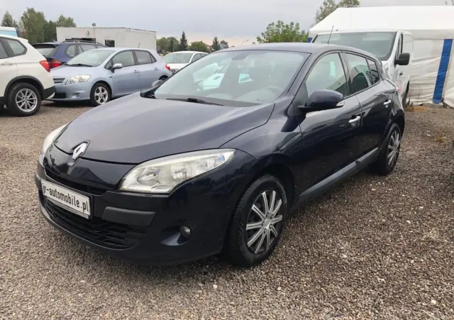 RENAULT Megane 1.6 16V 110 Dynamique