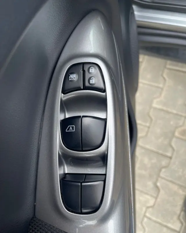NISSAN Juke 1.2 DIG-T Tekna