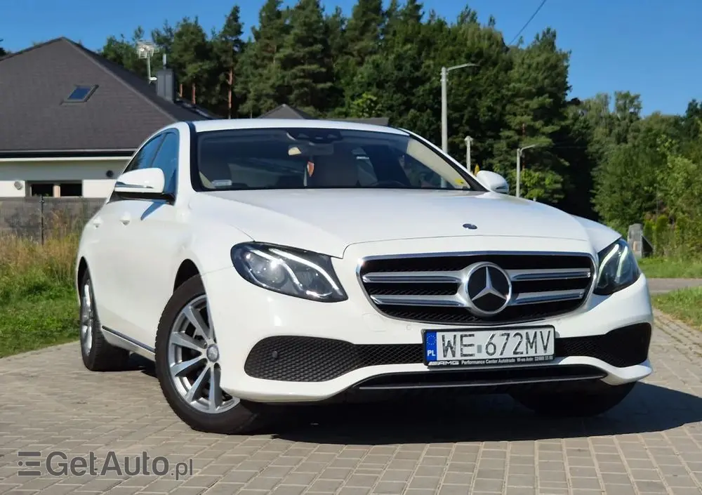 MERCEDES-BENZ Klasa E 220 d Business Edition 9G-TRONIC