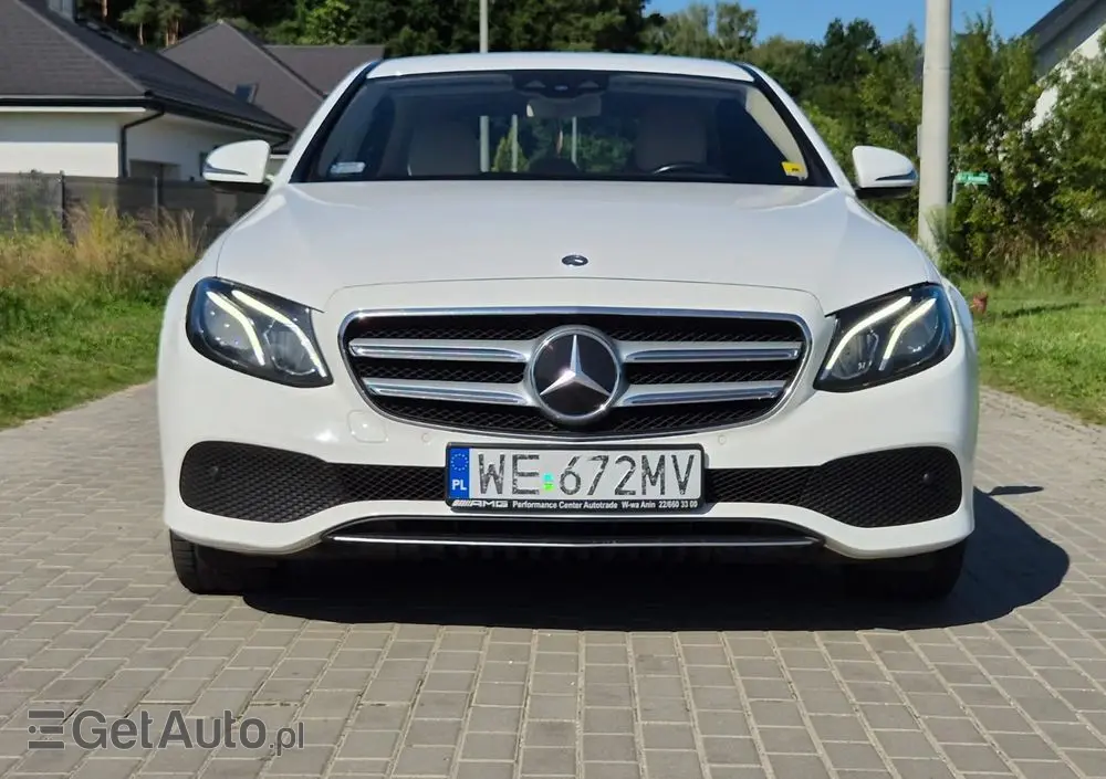 MERCEDES-BENZ Klasa E 220 d Business Edition 9G-TRONIC