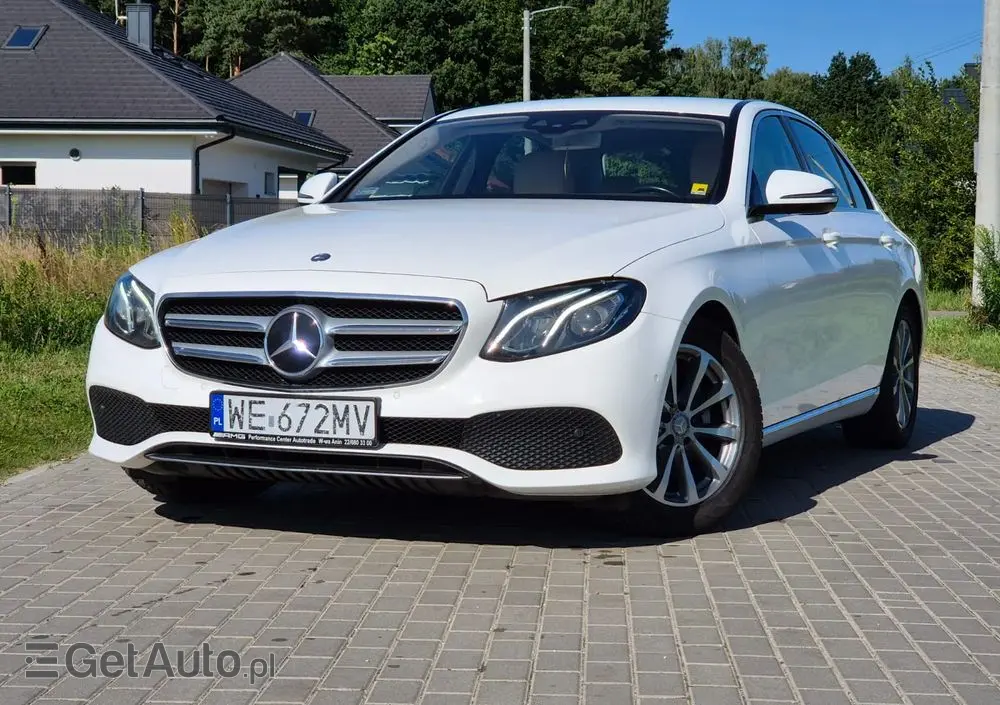 MERCEDES-BENZ Klasa E 220 d Business Edition 9G-TRONIC