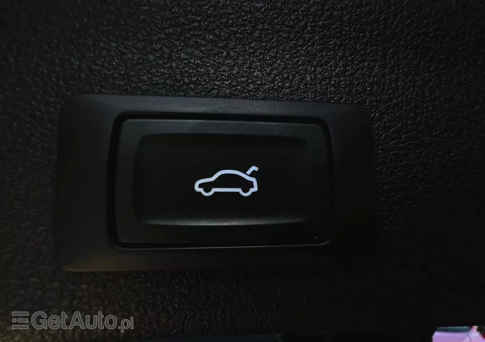 AUDI A6 Avant 40 TDI S tronic