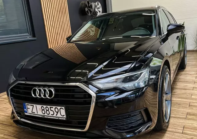 AUDI A6 Avant 40 TDI S tronic