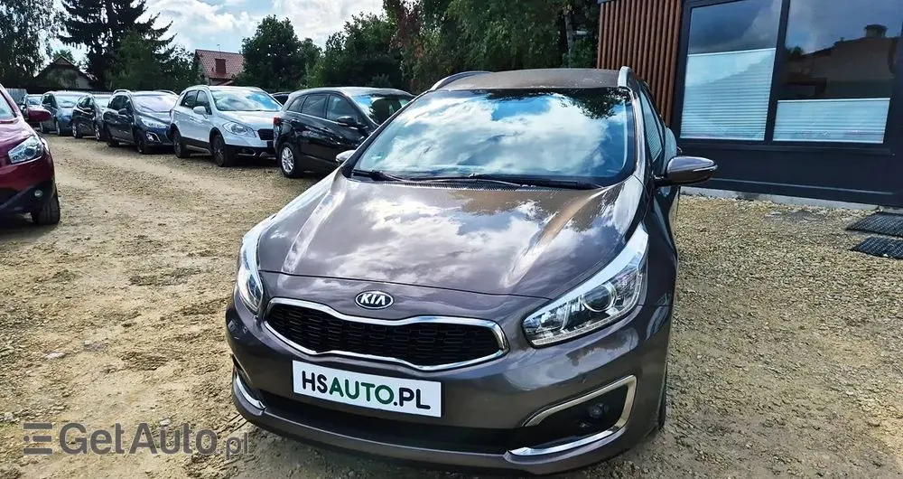 KIA Ceed 1.6 GDI ISG SW Platinum Edition