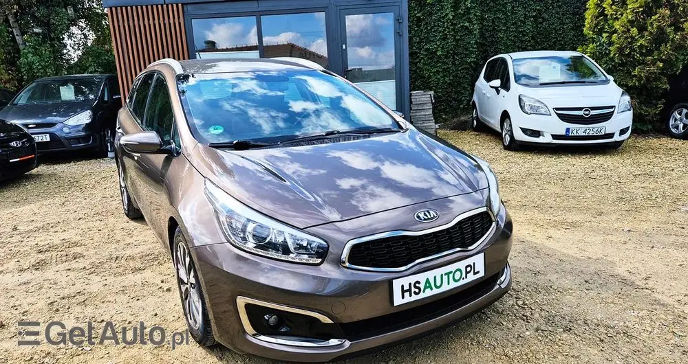KIA Ceed 1.6 GDI ISG SW Platinum Edition