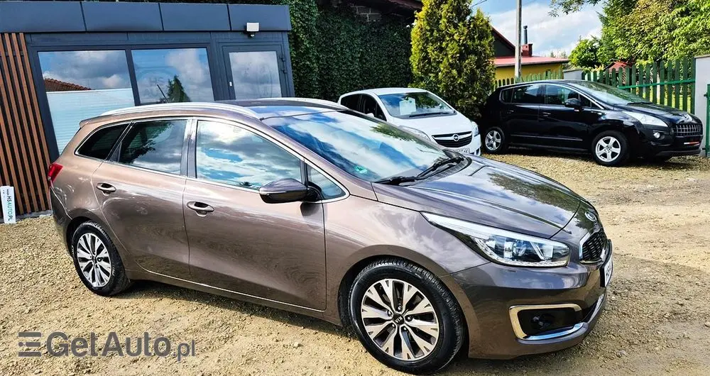 KIA Ceed 1.6 GDI ISG SW Platinum Edition