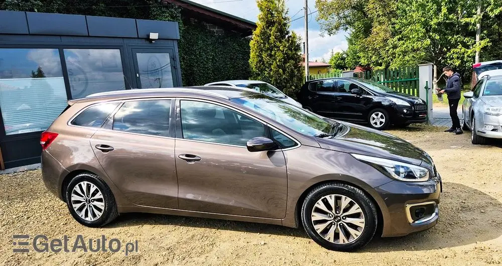 KIA Ceed 1.6 GDI ISG SW Platinum Edition