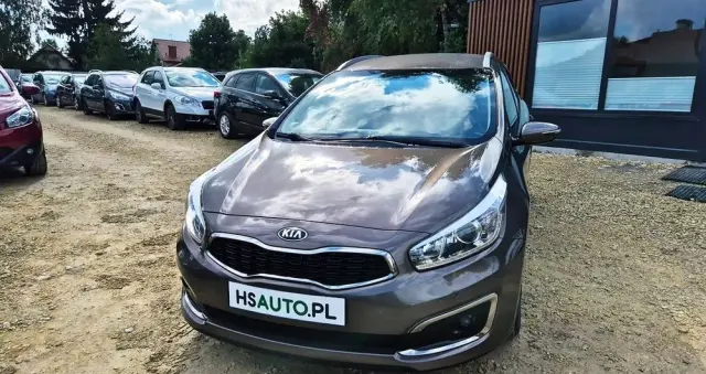 KIA Ceed 1.6 GDI ISG SW Platinum Edition