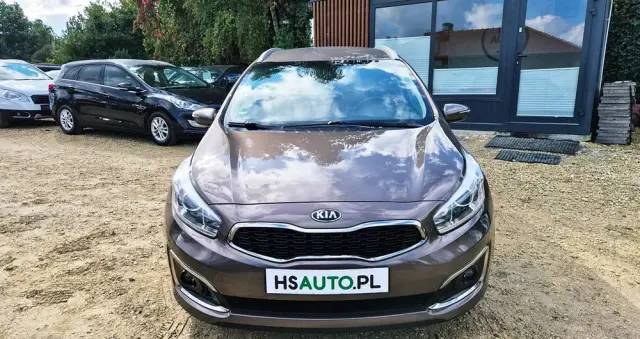 KIA Ceed 1.6 GDI ISG SW Platinum Edition