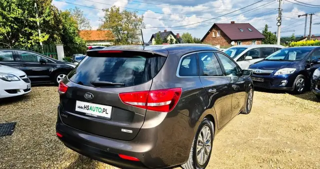 KIA Ceed 1.6 GDI ISG SW Platinum Edition