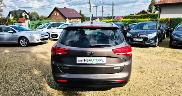 KIA Ceed 1.6 GDI ISG SW Platinum Edition