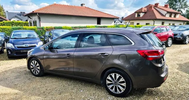 KIA Ceed 1.6 GDI ISG SW Platinum Edition