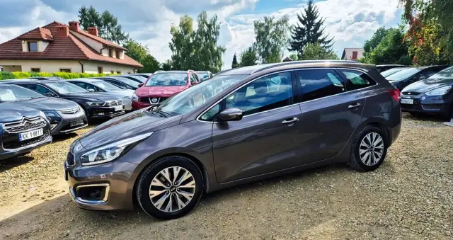 KIA Ceed 1.6 GDI ISG SW Platinum Edition