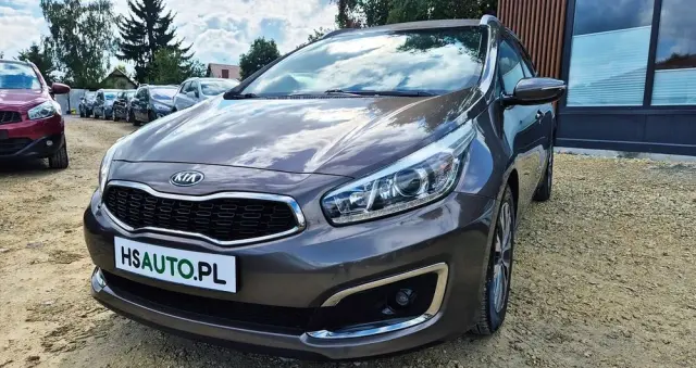 KIA Ceed 1.6 GDI ISG SW Platinum Edition