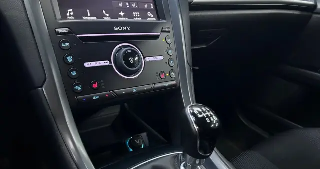 FORD Mondeo 1.5 EcoBoost Titanium