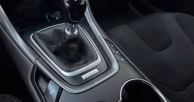 FORD Mondeo 1.5 EcoBoost Titanium