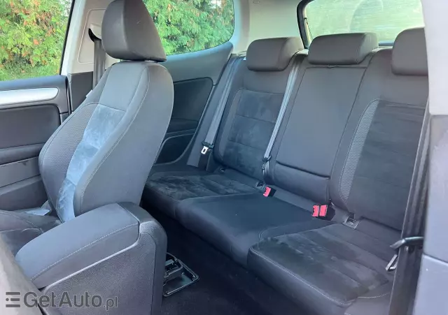 VOLKSWAGEN Golf 1.4 TSI BlueMotion Technology Cup