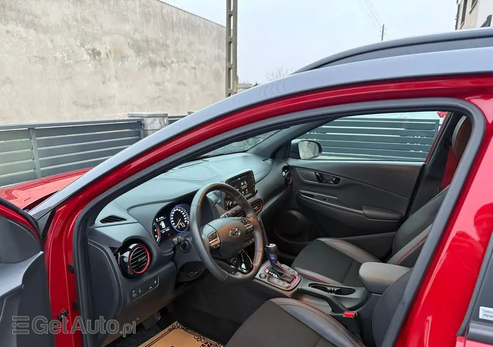 HYUNDAI Kona 1.6 T-GDI DCT Unique+