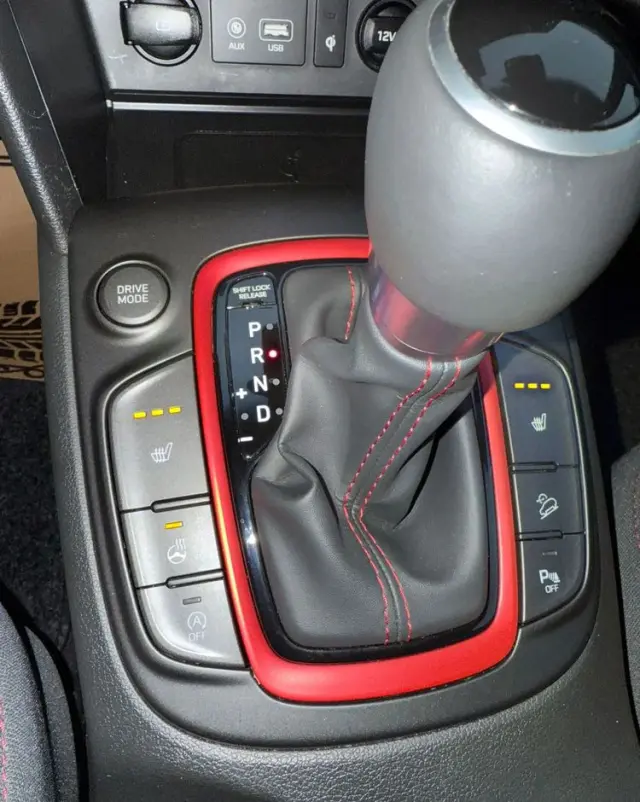 HYUNDAI Kona 1.6 T-GDI DCT Unique+