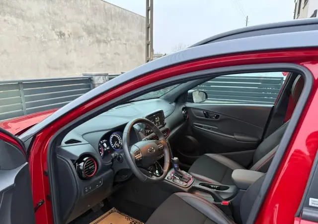 HYUNDAI Kona 1.6 T-GDI DCT Unique+