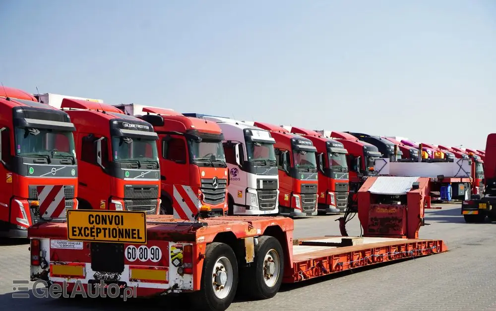 NOOTEBOOM NISKOPODWOZIE / ROZPINANA / TIEFBETT / ROZCIĄGANA / LAWETA / 19,5 M / DMC:  55 TON / 