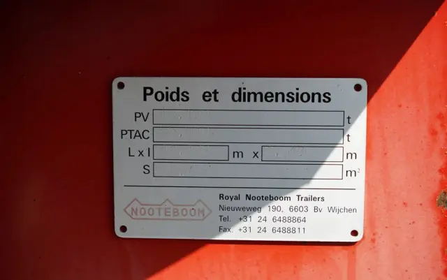 NOOTEBOOM NISKOPODWOZIE / ROZPINANA / TIEFBETT / ROZCIĄGANA / LAWETA / 19,5 M / DMC:  55 TON / 